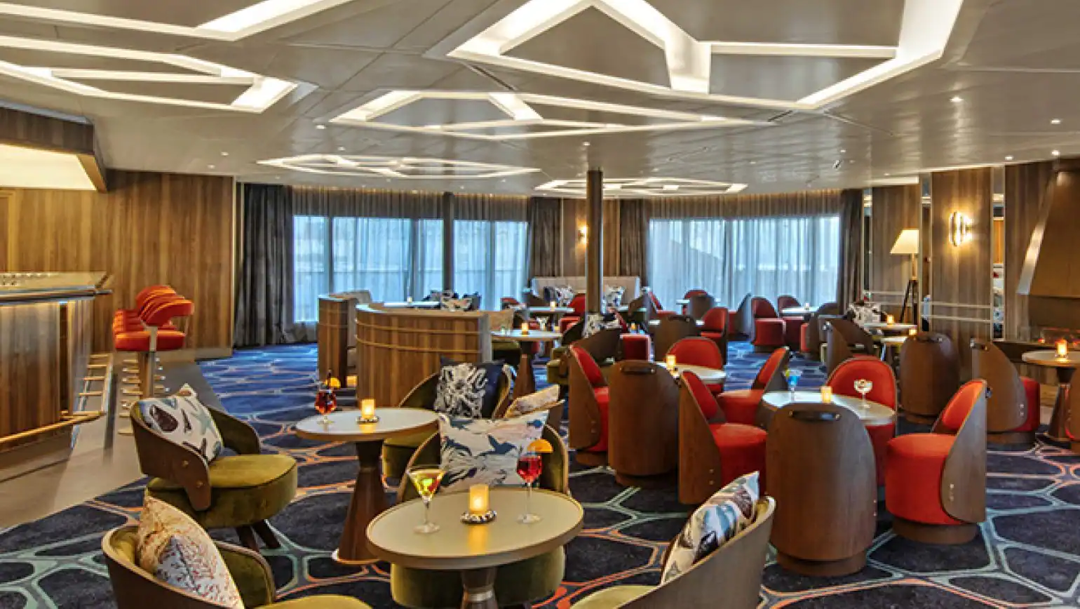 P&O Cruises Ship Club Lounge An elegant and spacious ship lounge aboard a P&O Cruises vessel, featuring modern design